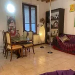 Appartamento Casafiore Art Bijoux In Centro Storico A Parma